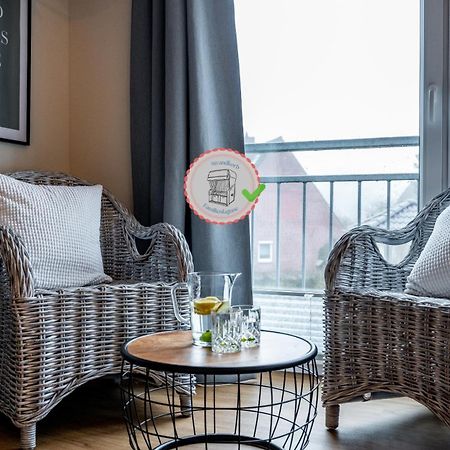 Kuestenkojen Mit 4 Ferienwohnungen Fuer 1 Bis 8 Pers Mit Diversen Schlafzimmern, Garten Oder Balkon Büsum Exterior foto